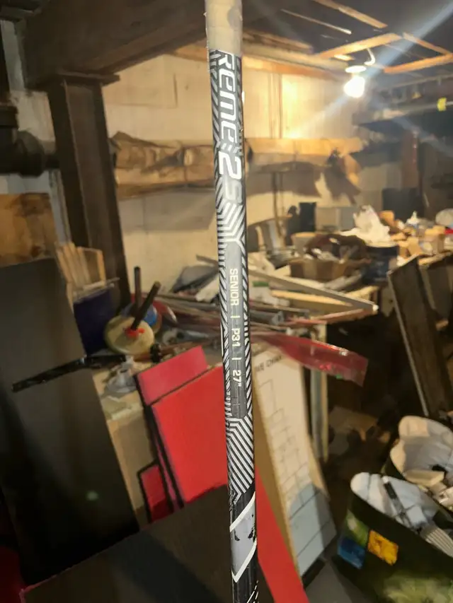 hockey sticks in Hockey in Cornwall - Image 5