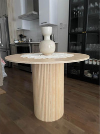 Wood round table for sale