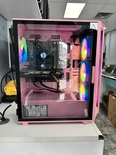 CPU: Intel Core I7 4770 3.4GHz Ram: 16GB DDR4 SSD: 500GB SSD GPU: 1660s PSU: 400W OS: Windows 11 PRO...