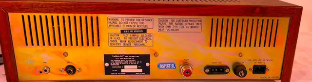 Lafayette Telsat SSB-140 40 Channel AM/SSB CB Radio. in General Electronics in City of Montréal - Image 4