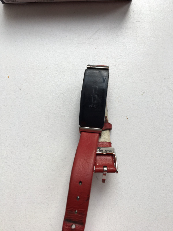 Fitbit Inspire Fitness  tracker with charger in General Electronics in Mississauga / Peel Region - Image 3