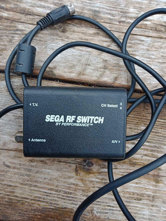 Sega RF Switch  in Other in Oshawa / Durham Region - Image 2