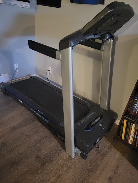 Horizon CT7.1 Treadmill (SOLD) in Exercise Equipment in Fredericton - Image 2
