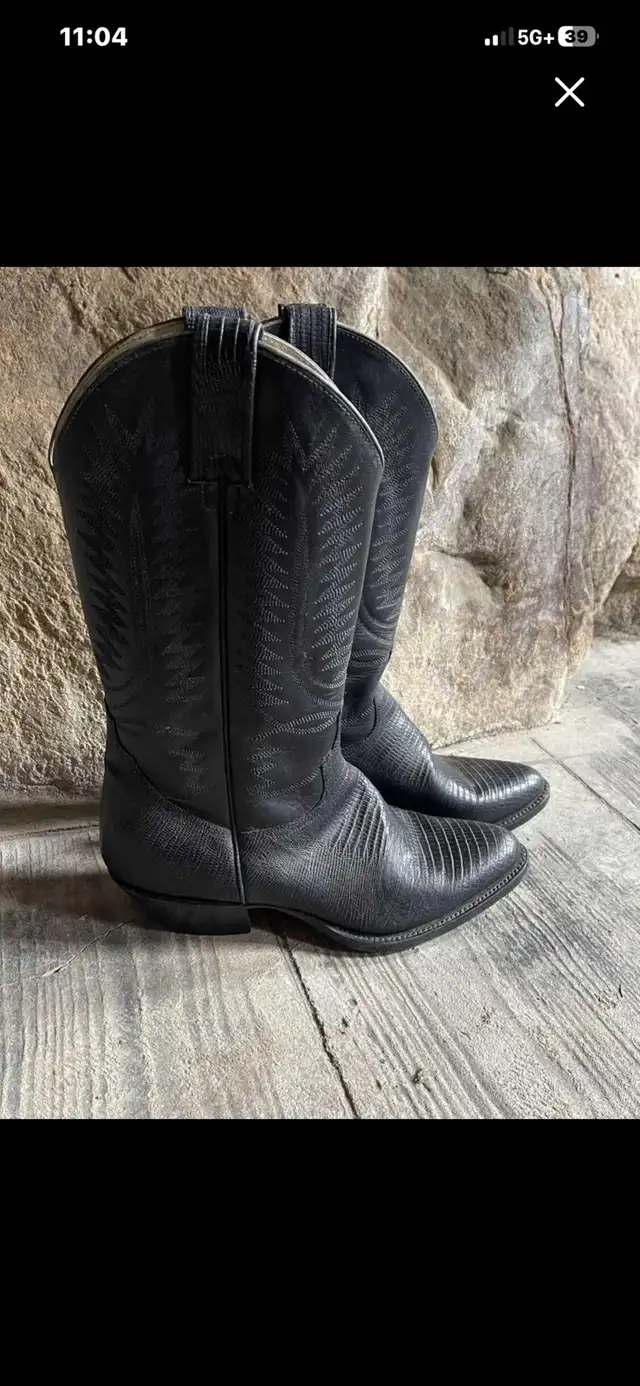 Women’s Cowboy Boots in Women's - Shoes in Markham / York Region - Image 3