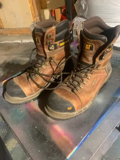 Cat Men’s Csa work boots size 10, View more