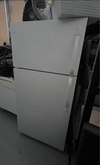 GE fridge white 