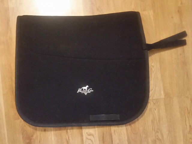 Professional's Choice Air Ride English Saddle Pad in Equestrian & Livestock Accessories in Peterborough