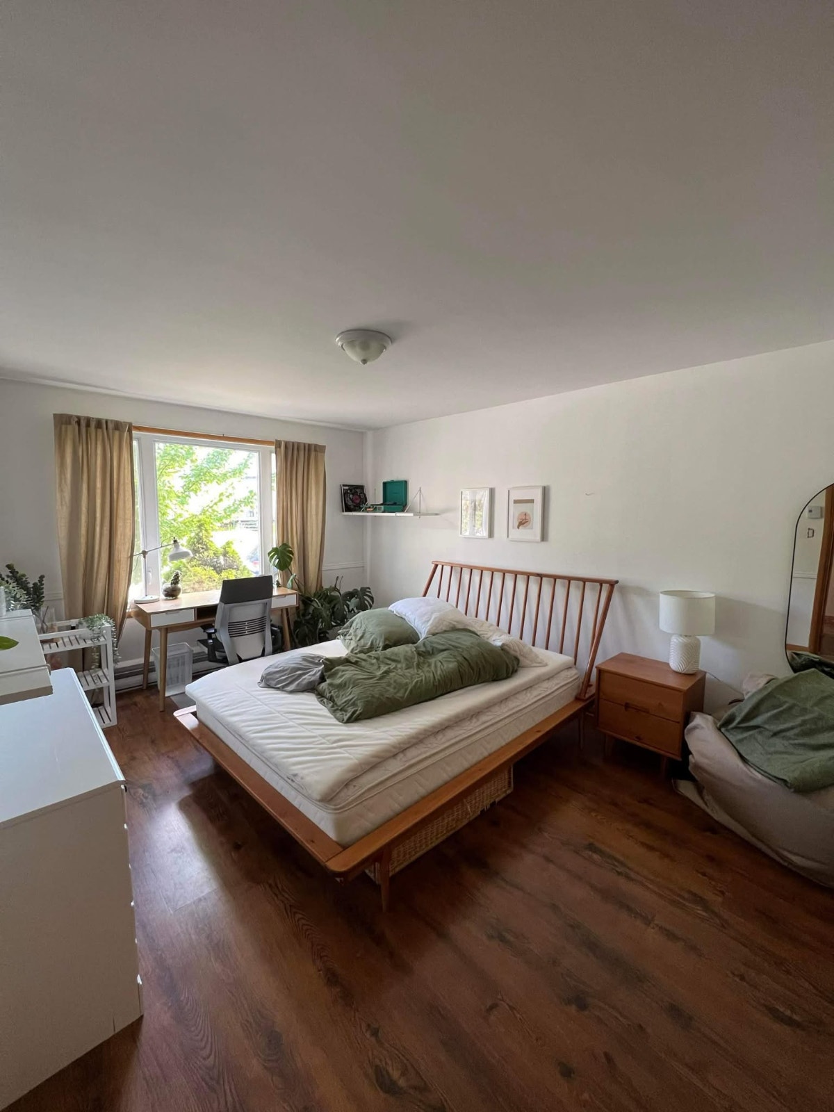 Chambres dans un grand 5 1/2 à proximité de l'UdeS : 530$/mois — photo 1