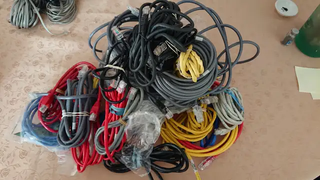 Assorted cables in CDs, DVDs & Blu-ray in City of Toronto - Image 6