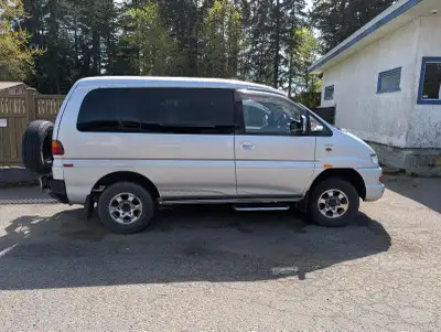 2002 Mitsubishi Delica Limited Edition – 20th Anniversary | 119,052 KM | $17,500 Meticulously mainta...