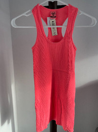 Aritzia TNA raceback tank top (2 colours available)