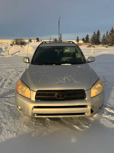 TOYOTA RAV4 4-CYLINDER — VERY SMOOTH & GOOD ON GAS ⛽❄️ Selling my Toyota RAV4 4-cylinder ✅ VERY smoo...