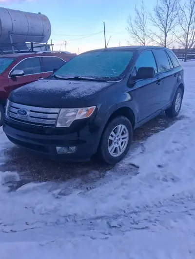 2007 ford edge 303000 km runs good lots of new parts 4000$ 1 403 315 2074