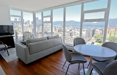 - condo in trendy historic Chinatown - two bedrooms/two baths 850 sq feet - bright corner suite boas...