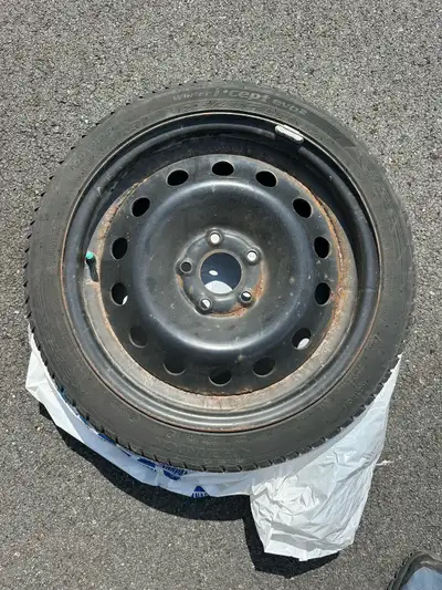 4 Hankook winter tires and rims for 2017 4 door Mini Cooper. Handbook 205/45R17 88V Winter I Cept Ev...