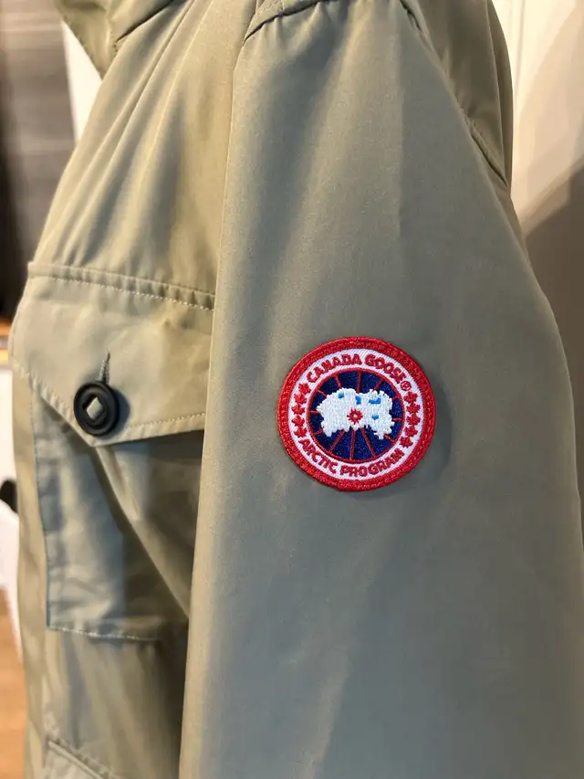 Canada Goose - Stanhope Jacket - Men's in Men's in Oakville / Halton Region - Image 6