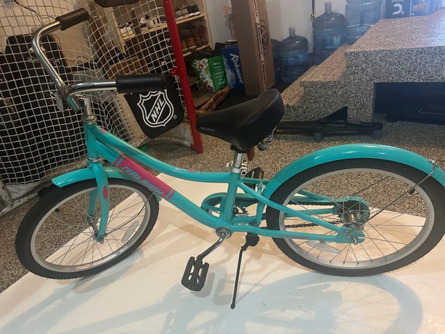 20 inch girls bike  in Kids in Red Deer - Image 3