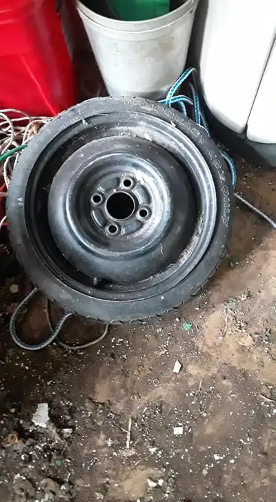 Roue pour sidecar
