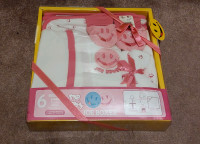 Brand New JOE BOXER Baby Gift Set 0-9 months