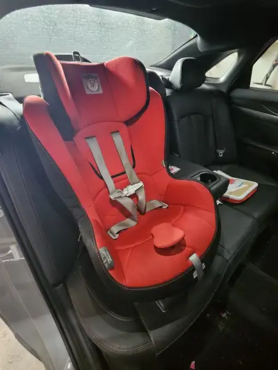 Peg Perego Primo Viaggio SIP 5-65 Convertible Car Seat, View more