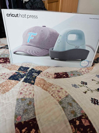 Cricut Hat Press - Brand New 