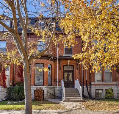 Spacious 1-bedroom sublet available on the main floor at 2-136 King St E, Kingston, from May 1 to Au...