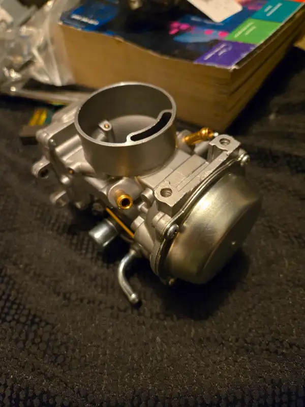 Polaris Sportsman carb 400 in ATV Parts, Trailers & Accessories in St. Catharines - Image 4