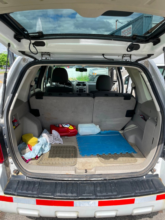 2010 Ford Escape XLT 3L, AWD — photo 4