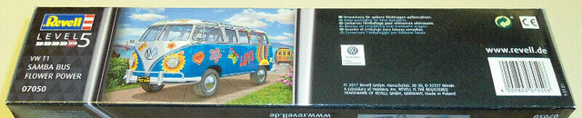 Revell Germany 1/24 VW T1 Samba Bus “Flower Power” in Toys & Games in Richmond - Image 2
