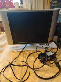 TV MONITOR WITH DVD PLAYER 