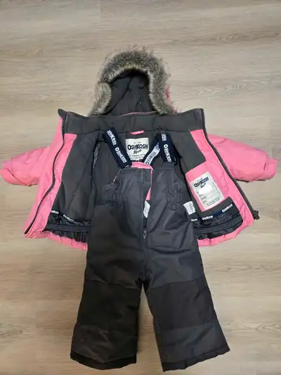 Snowsuit- Carter's 18 months, View more