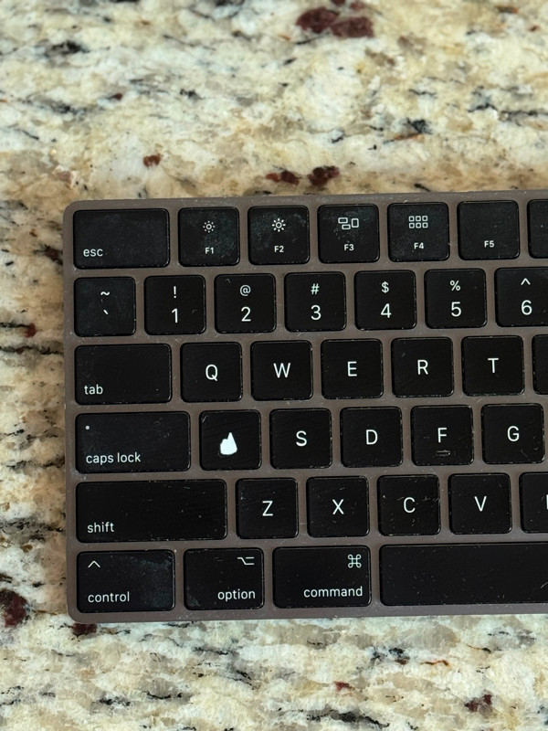 Black Apple Magic Keyboard w/Numeric Keypad in Mice, Keyboards & Webcams in Kingston - Image 3