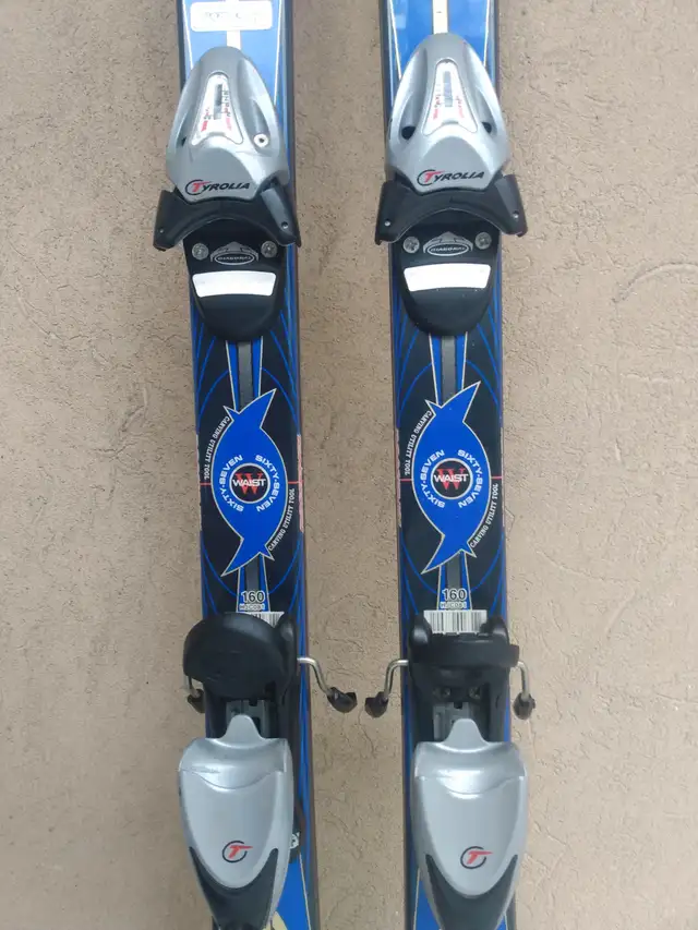 ROSSIGNOL SKIS 160CM TYROLIA BINDINGS $40 in Ski in City of Toronto - Image 3