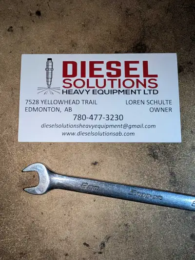 Hiring, H.D.Truck Mechanic, with own tools, Cvip experience preferred, welding skills an assett 8:00...