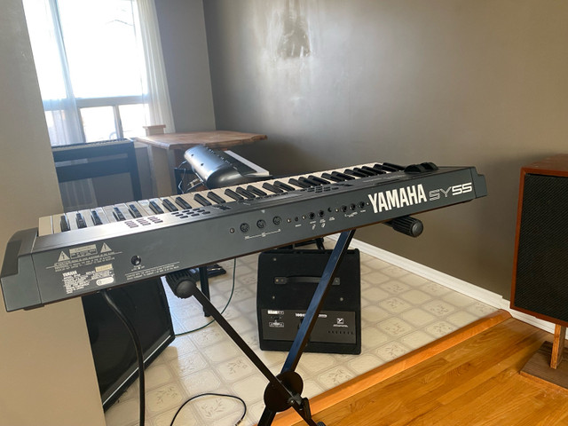 Yamaha   SY55 Piano   Synthesizer with Stand in Pianos & Keyboards in Winnipeg - Image 4