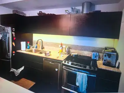 Kitchen Cabinets with granite counter tops, under mounted sink, View more