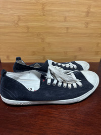 Prada Running Shoes Model: 4E1938