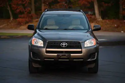 If you're seeing this ad, it means the RAV4 is still available, and I prefer to be contacted directl...