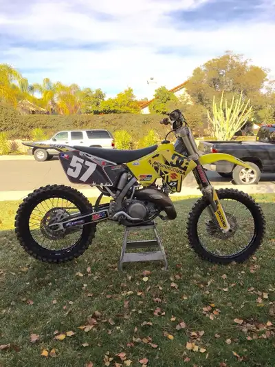 Looking for a complete seat for my 2003 rm 125. A 2001-2007 rm 250 seat will also fit. If you have o...