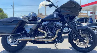 Here’s your chance to get your hands on the last year twin cam Performance Bagger oil changes in all...