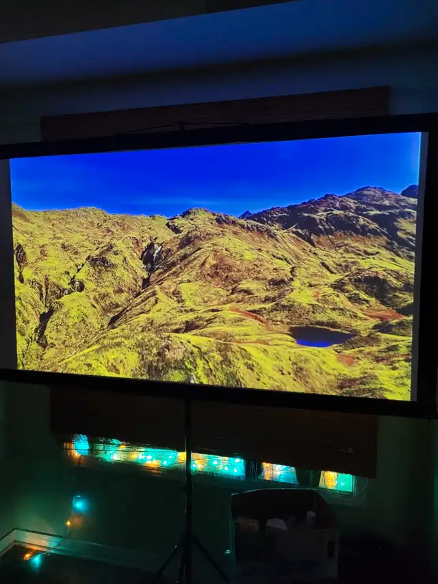 BYINTEK P20 LED PROJECTOR in Video & TV Accessories in Ottawa - Image 6