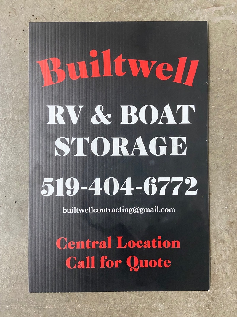Outdoor RV, Boat and Trailer storagegreat location! RVs & Motorhomes