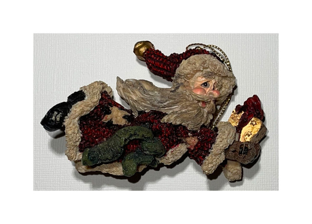 BOYDS BEARS 1995 Christmas Ornament – NICHOLAS THE GIFTGIVER in Holiday, Event & Seasonal in Saskatoon