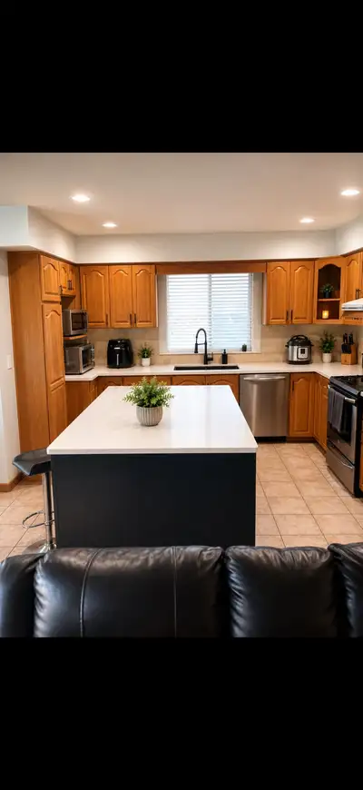 For rental: Full Rancher 3 bedrooms and den,2 full bath, double garage, covered patio at the back 12...
