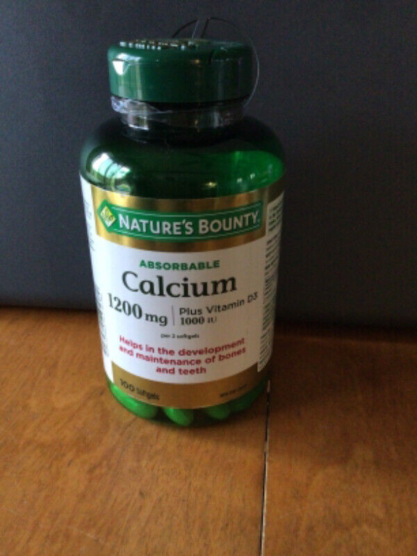 Calcium plus Vitamin D3 in Health & Special Needs in Belleville