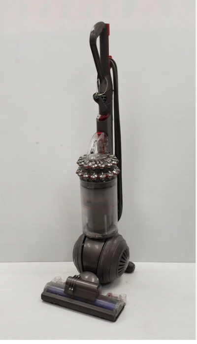 Dyson Cinetic DC77 Multi Floor Comes with attachments Vacuum has strong suction but beater head is n...