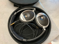 Bose over the ear wired headphones