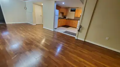 $1395. AVAILABLE NOW IN COLLEGE HEIGHTS. NEW 3 ROOMS+ DEN. 250-649-5694. NEAR SHOPS & SCHOOLS. SEPAR...