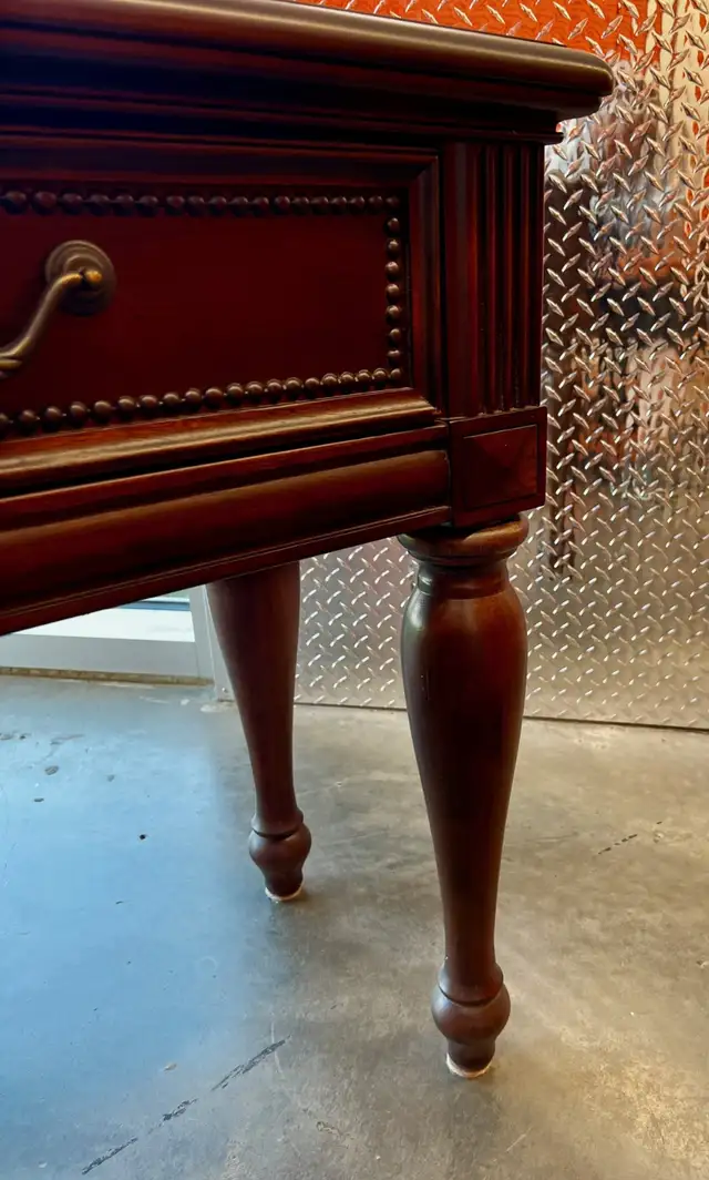 Bernhardt Martha Stewart Solid Wood Console Table with Drawers63860081020289122