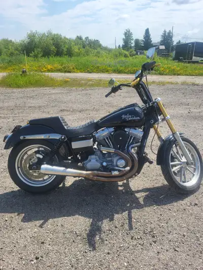 2010 FXD Dyna 96ci 6 speed 49000 kms Thundermax tuner, Bassani 2-1, Bigger Sucker intake Brand new r...